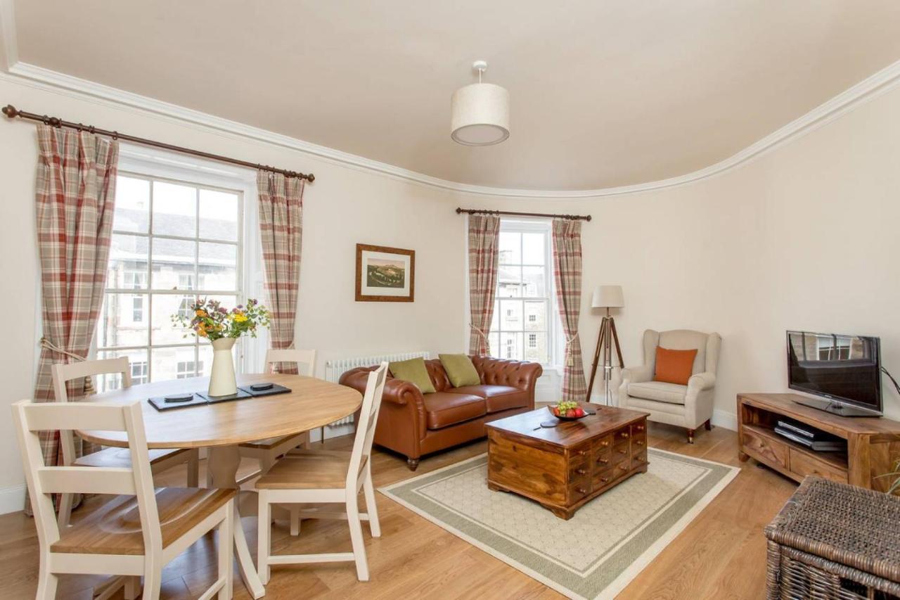 Joivy Stylish Apt In Trendy New Town Location Édimbourg Extérieur photo