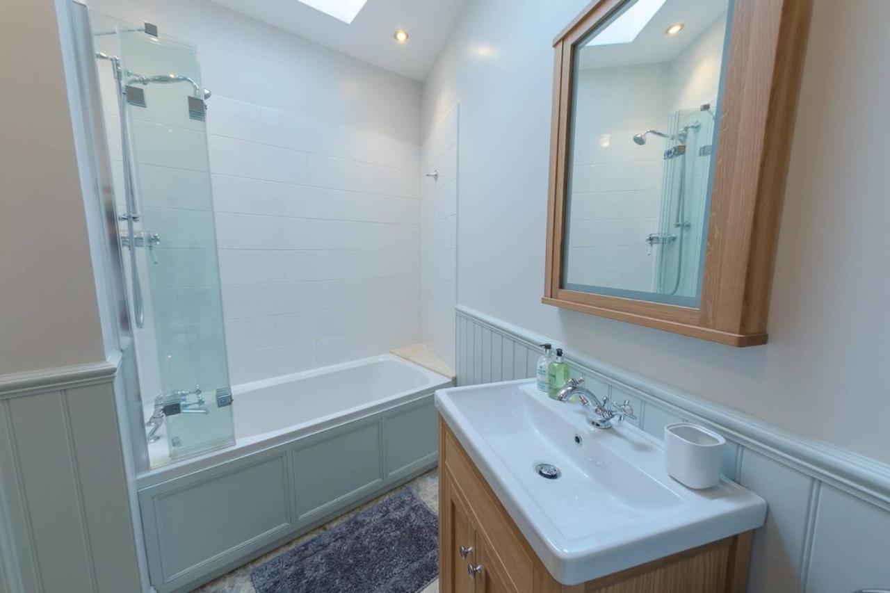 Joivy Stylish Apt In Trendy New Town Location Édimbourg Extérieur photo