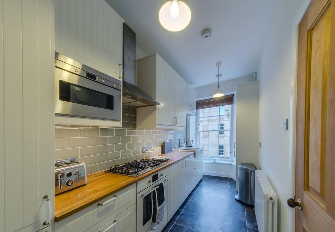 Joivy Stylish Apt In Trendy New Town Location Édimbourg Extérieur photo